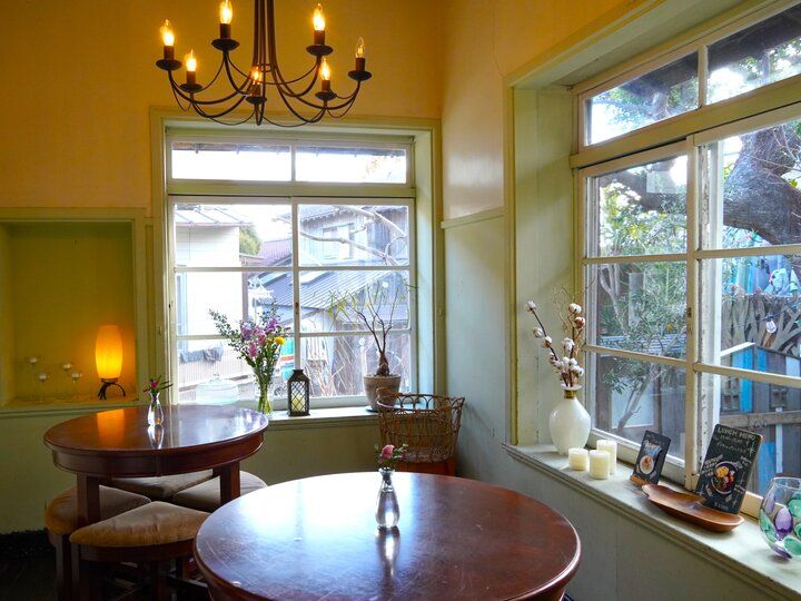 鎌倉・長谷の古民家カフェ「サカノシタ」で味わう♪自家製レモンソースのパンケーキ