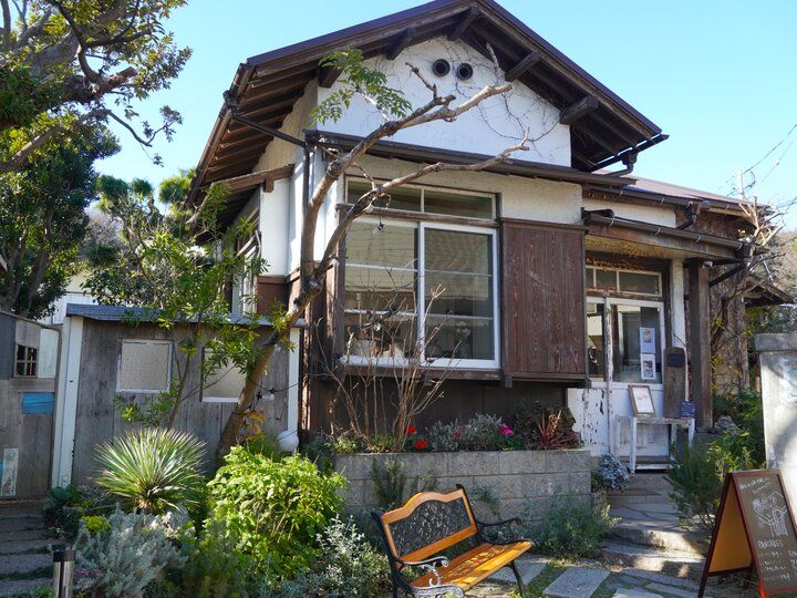 鎌倉・長谷の古民家カフェ「サカノシタ」で味わう♪自家製レモンソースのパンケーキ