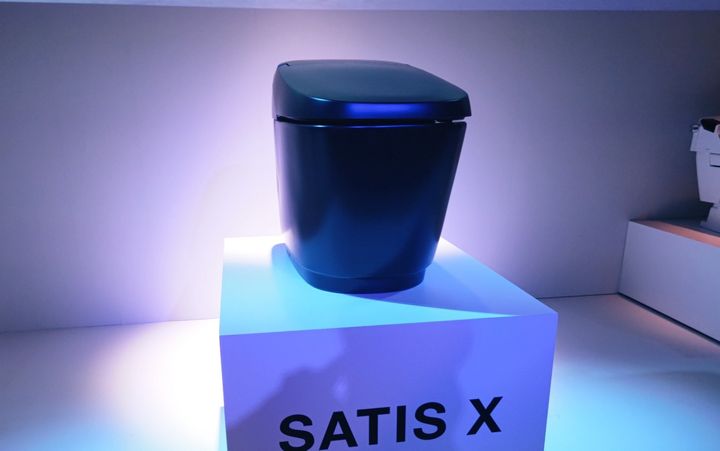 「INAX」タンクレストイレ「SATIS X」