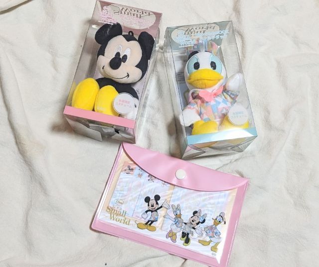 イッツ・ア・スモールワールド