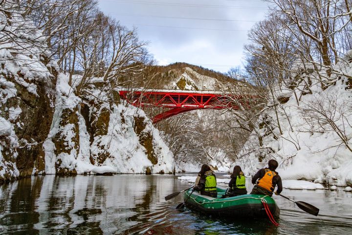 豊平川にかかる二見吊橋