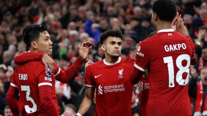 遠藤航は「非常識な存在」？リヴァプール「2月の最高選手」TOP5