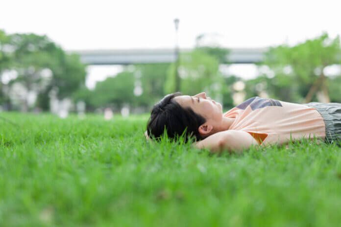 友達いないのが楽な人は意外と多い？ 特徴や1人の楽しみ方もご紹介