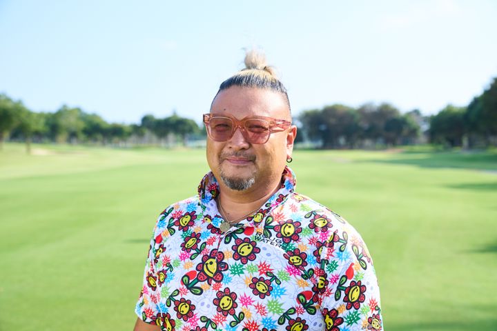 ゴルフを簡単にする方法は「全番手で同じスイング」こと！人気コーチが解説