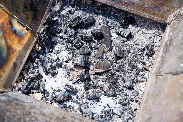 焚き火の正しい手順知ってる？準備から片付けまで徹底解説！