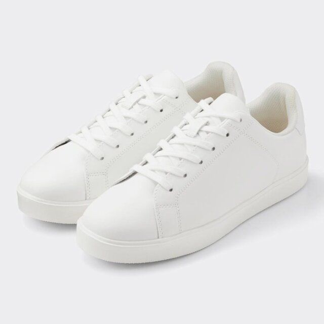 GU ライトソールスニーカー