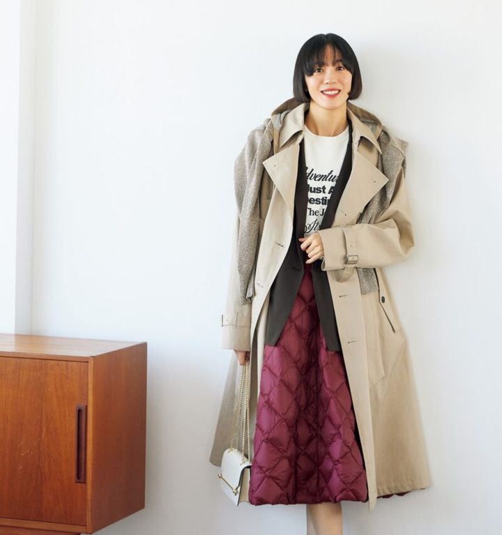 カラーセラピスト相川七瀬さん監修 トレンド ルージュ レッドコーデ 赤の着こなし スカートコーデ