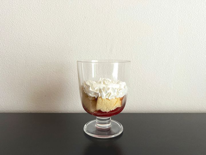 【簡単レシピ】いちごづくしのトライフル【渡辺友美子のコーヒーに合うお菓子のレシピ vol.33 〜レシピで旅するヨーロッパ〜】