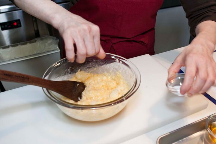 【理想のチャーハンの作り方】べチャッとしない！パラパラ食感の秘訣は「中火でじっくり」