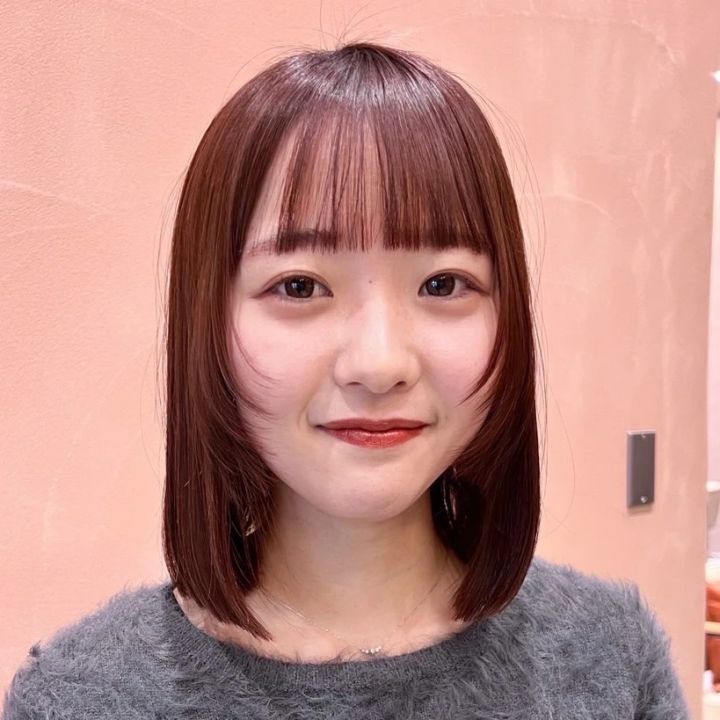 【2024年のお洒落ボブ】ブラウン系暖色カラーが春っぽい！ イメチェン&小顔を叶えるボブヘア_4