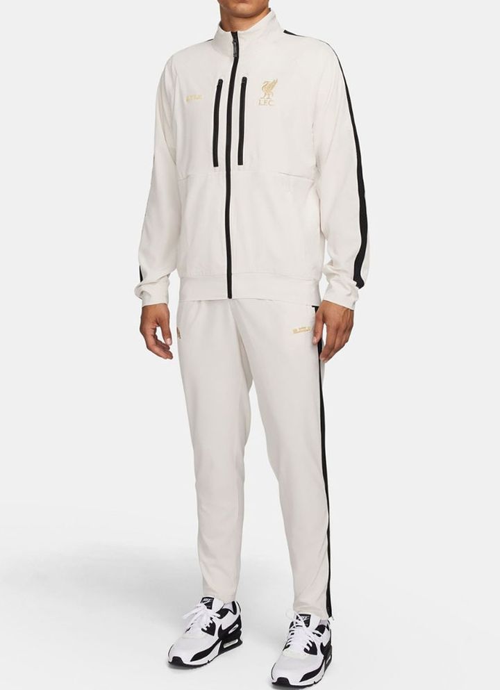 サッカーとバスケの融合！リヴァプールと“株主”レブロン・ジェームズがコラボした「LFC×LeBron」が登場