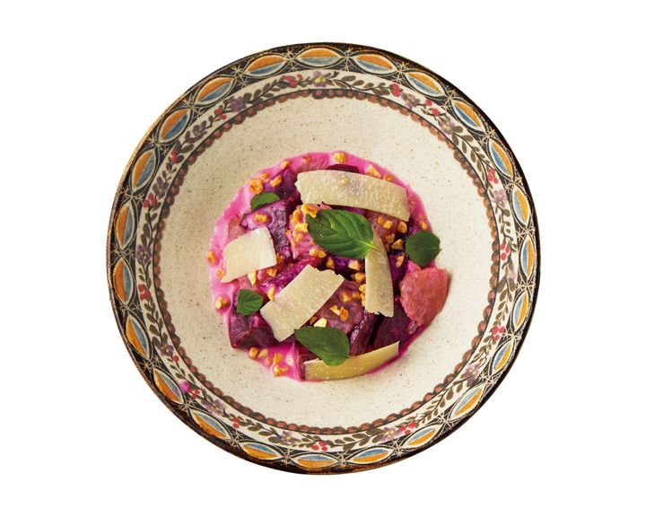 グルマン温故知新：経堂〈NEAR MINT TOKYO〉「ビーツとピンクグレープフルーツのサラダ」