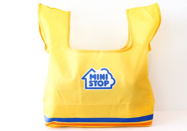 ミニストップのハロハロポーチ＆オリジナルロゴエコバッグ YELLOWのデザイン