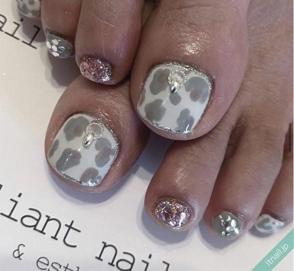 brilliant nailが投稿したネイルデザイン [photoid:I0126395] via Itnail Design (729394)