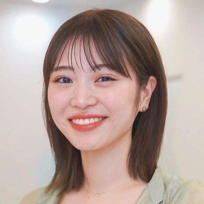 【30代・40代に似合う髪型】レイヤー効果で小顔見え！ ストレート感強めの大人に似合う最新ボブヘア_4