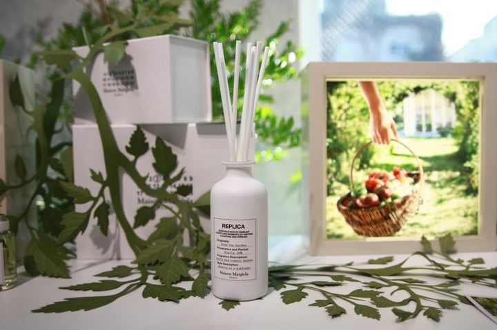 画像: 「レプリカ ディフューザー フロム ザ ガーデン」185mL ¥17,490（税込）