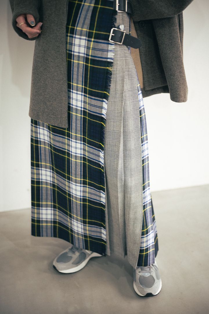 大人が選ぶべきリュックはベージュの《コロンビア》！お手本着まわし2選【FUDGE FRIEND おしゃれさんの毎日コーディネート】