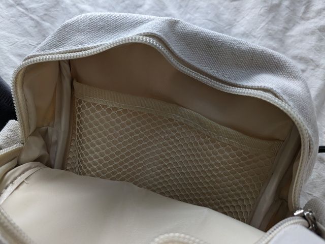 中を開いたところ