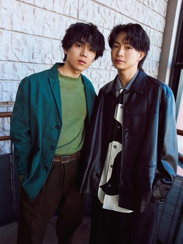 舞台『う蝕』で共演する坂東龍汰さんと綱啓永さん