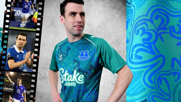 エヴァートンが限定「三つ葉のクローバー」ジャージを発表！“偉大なるキャプテン”コールマンを讃えるデザイン