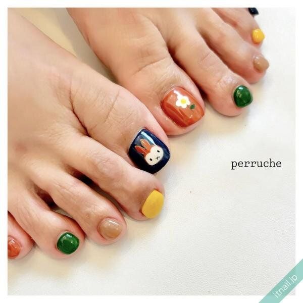 perrucheが投稿したネイルデザイン [photoid:I0129552] via Itnail Design (729542)
