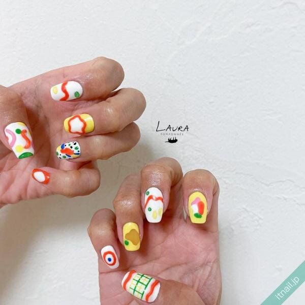 LAURA POMPONNEEが投稿したネイルデザイン [photoid:I0128918] via Itnail Design (729547)