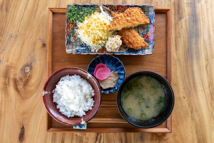 ひとりランチにも♪神楽坂の古民家リノベ空間で、ニッポンの村から届く食材をいただきます。「のいえ」