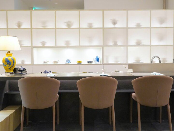 素敵なポットで淹れる至福のティータイム♪有田焼の名窯・深川製磁のティー＆ギャラリー「FUKAGAWA SEIJI 1894 ROYAL KILN & TEA」