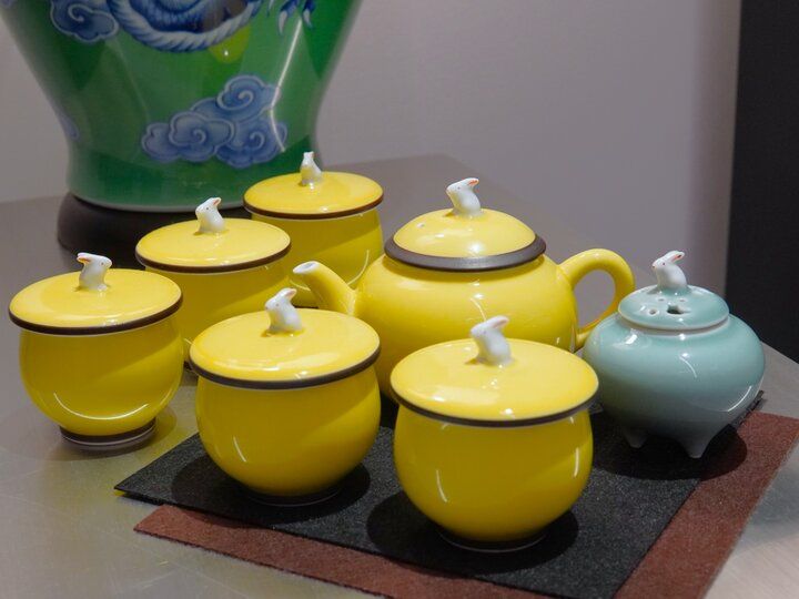 素敵なポットで淹れる至福のティータイム♪有田焼の名窯・深川製磁のティー＆ギャラリー「FUKAGAWA SEIJI 1894 ROYAL KILN & TEA」