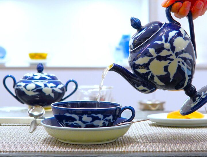 素敵なポットで淹れる至福のティータイム♪有田焼の名窯・深川製磁のティー＆ギャラリー「FUKAGAWA SEIJI 1894 ROYAL KILN & TEA」