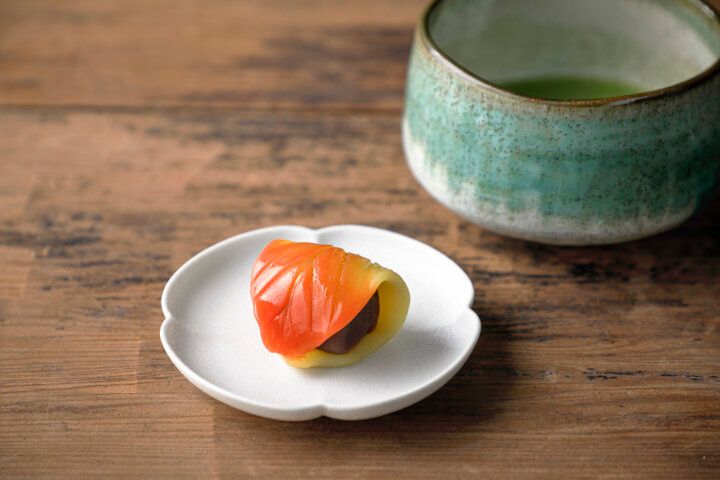 寺院の名残を感じる茶寮「世世」のアフタヌーンティーで、奈良散策のひと休みを