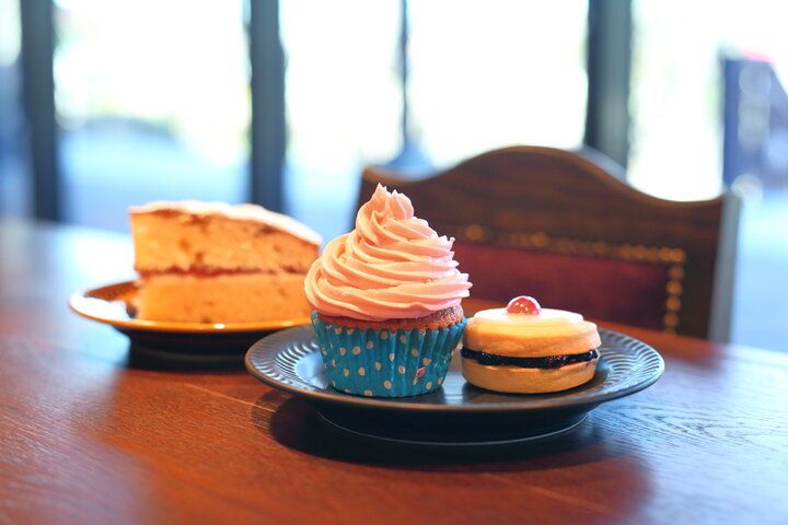 「ハウルの城」や「グーチョキパン屋」も。「ジブリパーク」の新エリア「魔女の谷」がオープン