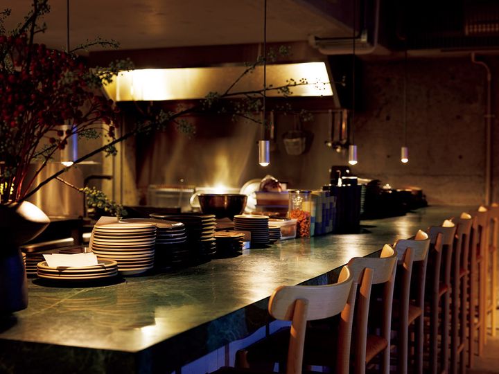 馬喰横山『Sta.日本橋』の内観