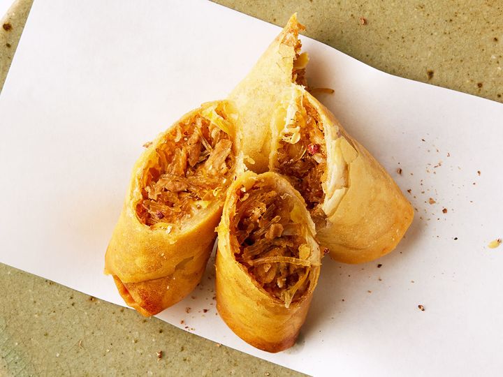 馬喰横山『Sta.日本橋』の「国産豚と黄ニラの春巻き」