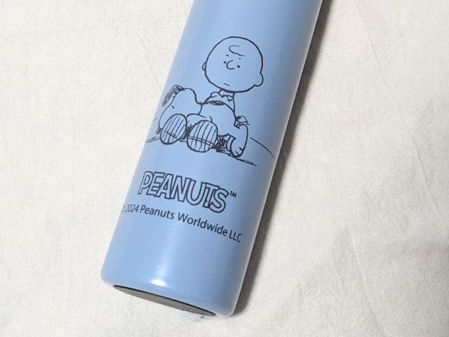 スヌーピーのボトル絵柄背面