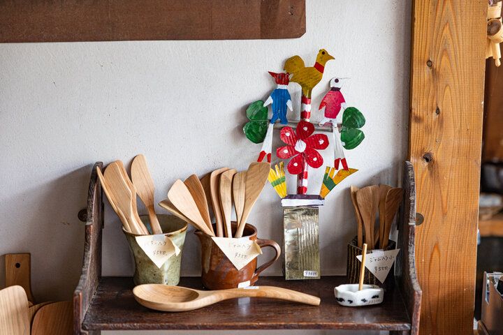 広島・宮島にある小さな工芸品の店「シグナル」で、中国地方のクラフトに出会う