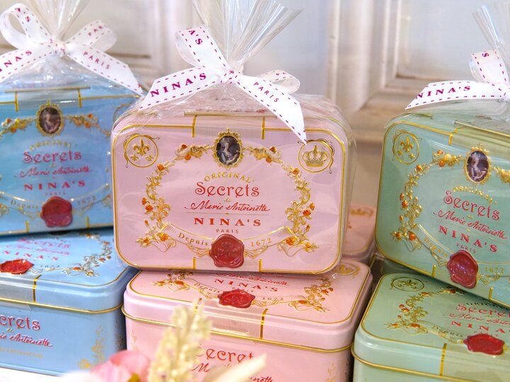 マリー・アントワネットも愛した菜園で収穫したバラとリンゴのフレーバードティー♪「LE SALON DE NINA’S クイーンズスクエア横浜店」