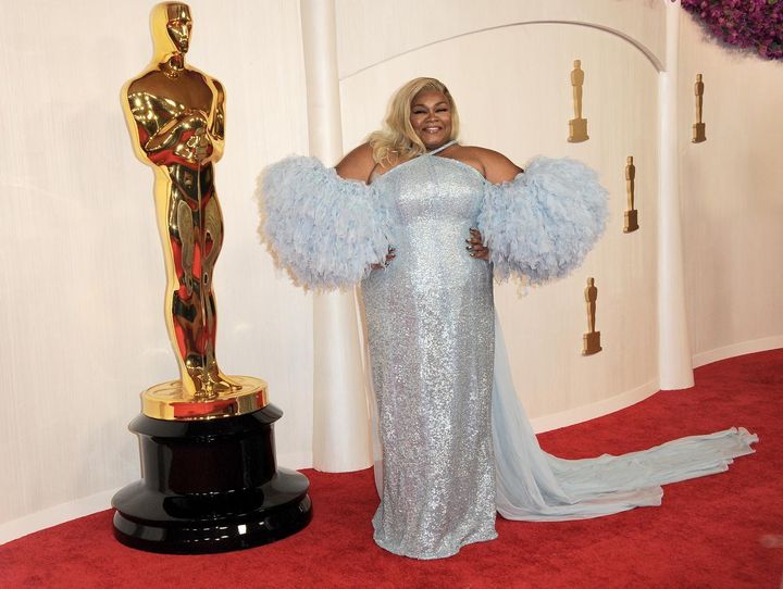 画像: ダヴァイン・ジョイ・ランドルフが涙のスピーチ