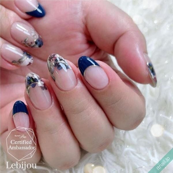 Le bijouが投稿したネイルデザイン [photoid:I0119975] via Itnail Design (729615)