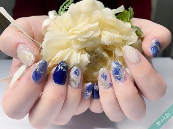 ネイルサロンメィプルが投稿したネイルデザイン [photoid:I0127116] via Itnail Design (729621)