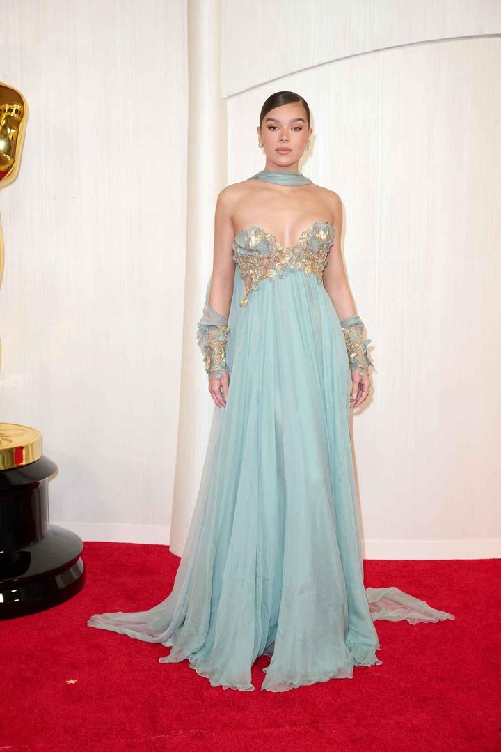 画像10: 第96回アカデミー賞授賞式のレッドカーペットでセレブはどんなドレスを着た？