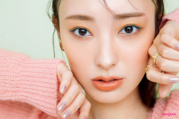 この春、印象操作は目元から始めよう！ 暖色×寒色のメリハリ配色でハツラツとした肌に_3