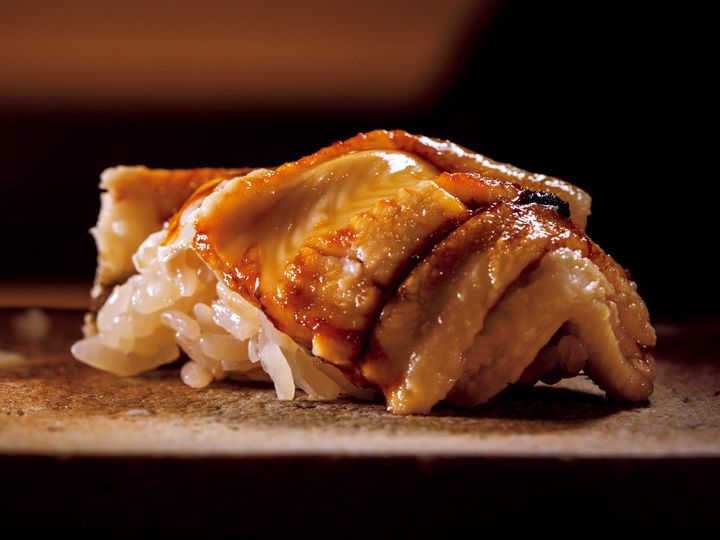 東銀座『鮨 いつつ』の「穴子」