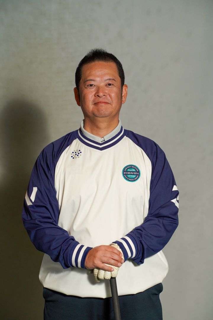 “正しいアドレス”はどっち…？「骨盤から前傾」プロコーチ・モンゴが解説 