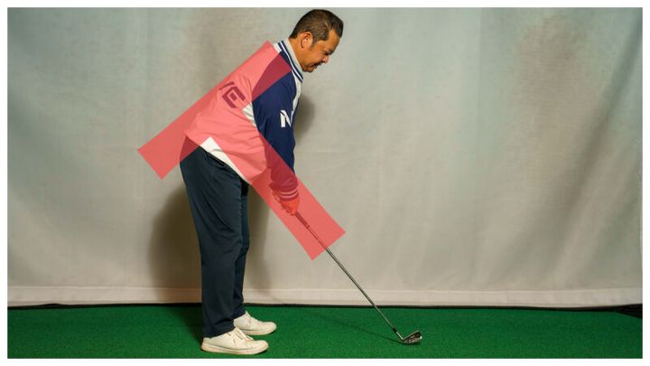 “正しいアドレス”はどっち…？「骨盤から前傾」プロコーチ・モンゴが解説 