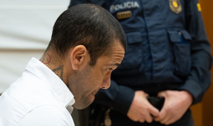 ダニ・アウヴェス、獄中死説は嘘…兄弟と弁護士が否定 「死ぬのが見たいのか」「鬱ではない」