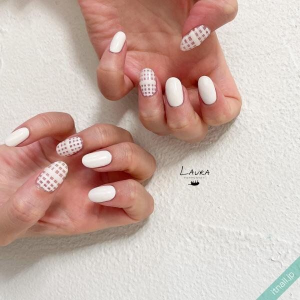 LAURA POMPONNEEが投稿したネイルデザイン [photoid:I0125725] via Itnail Design (729687)
