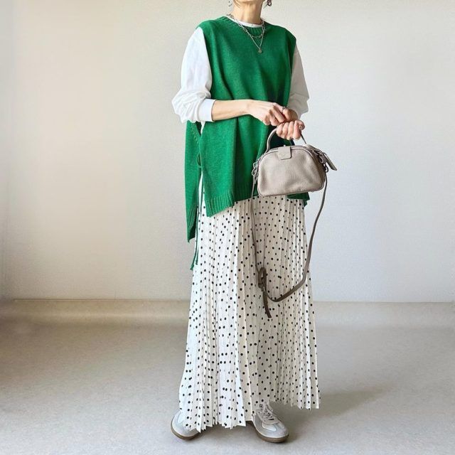 ベストコーデの女性正面