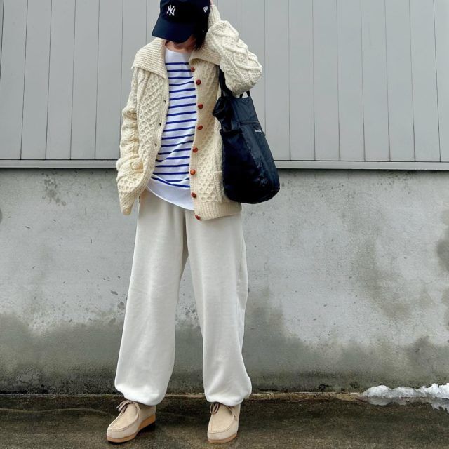 ボーダーコーデの女性3