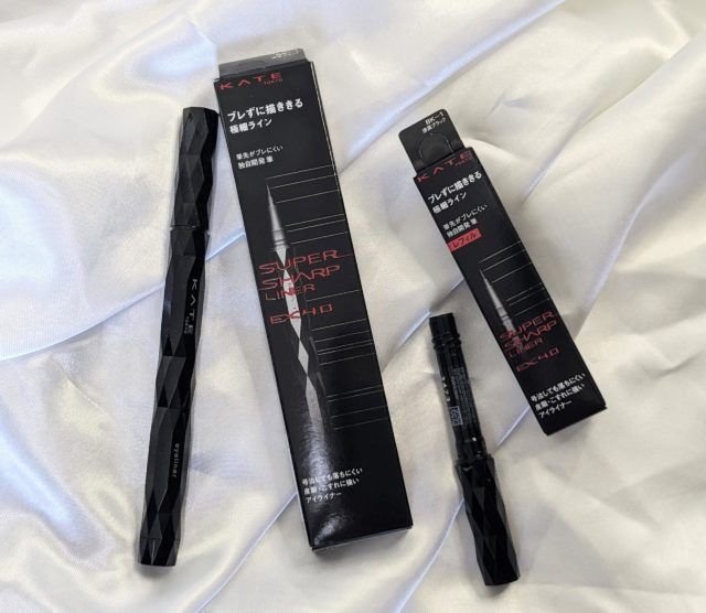 KATEのアイライナーの写真